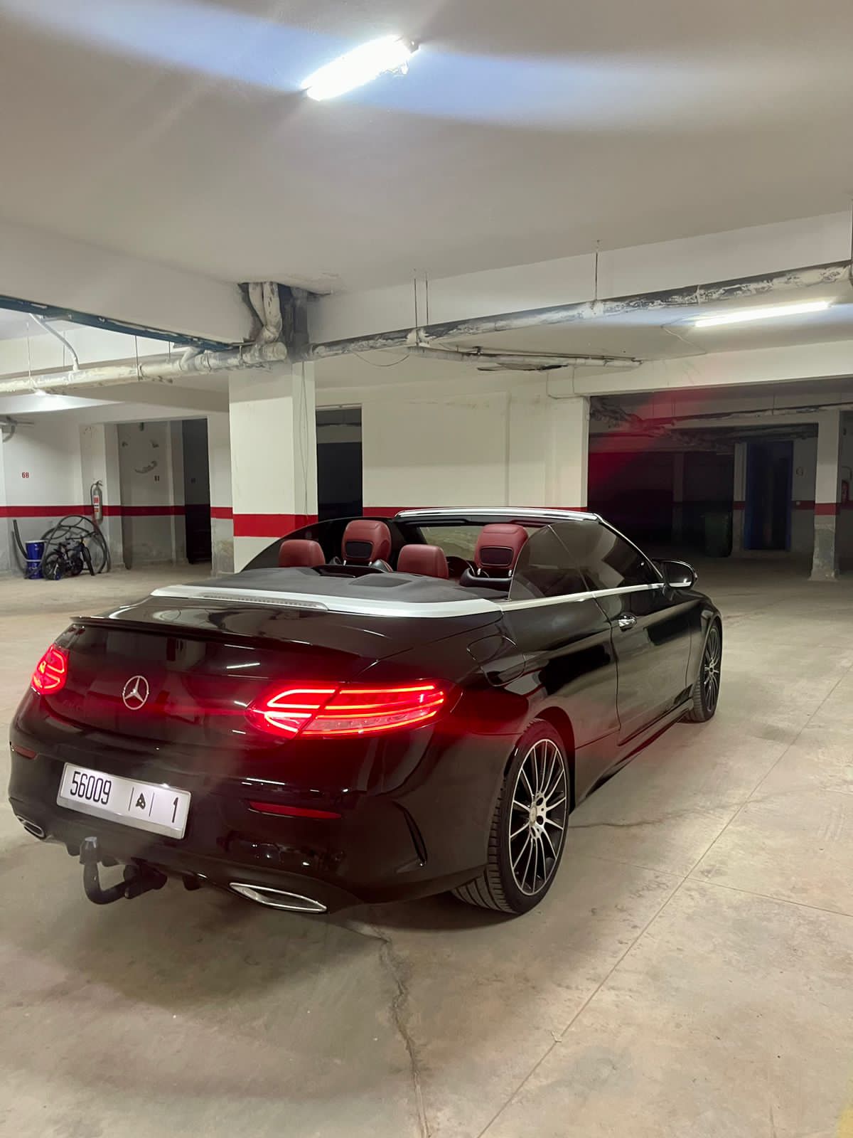Lazrak auto Mercedes-benz class c c220 amg cabriolet 2017 